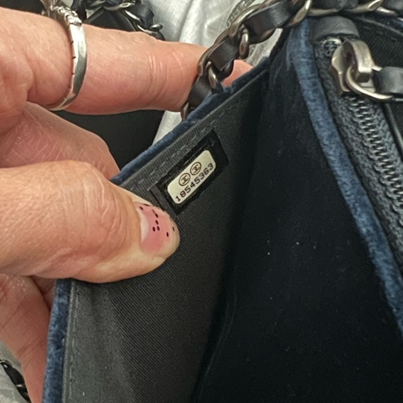 Chanel wallet on chain boy velvet - Picture 7 of 7